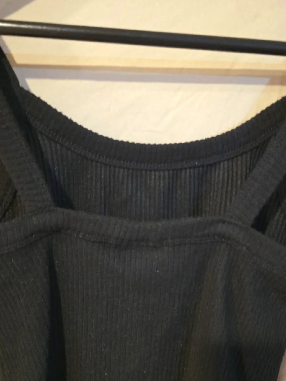 Universal Thread Black Ribbed Cropped Tank - Picture 7 of 7